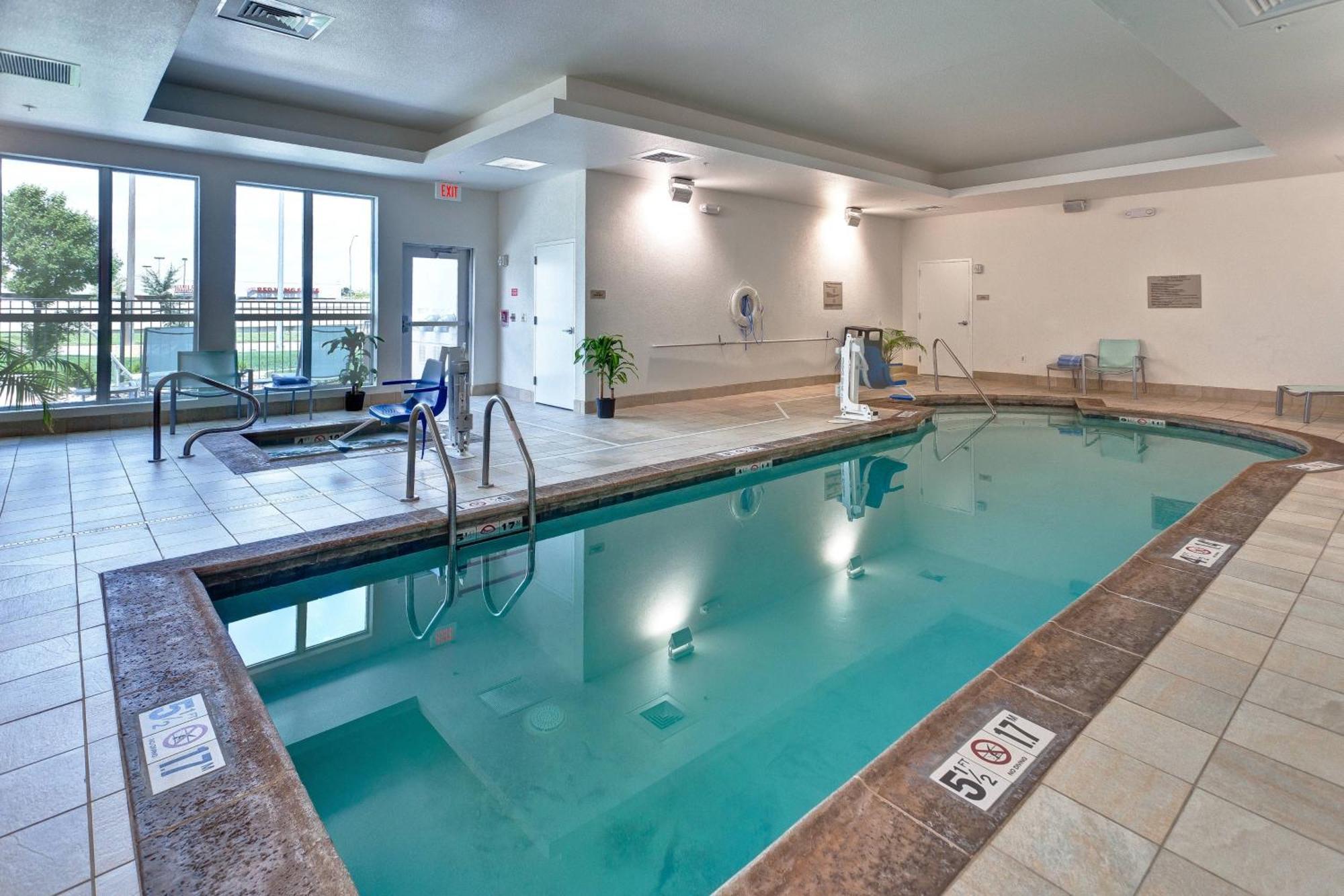 Springhill Suites By Marriott Wichita Airport Εξωτερικό φωτογραφία